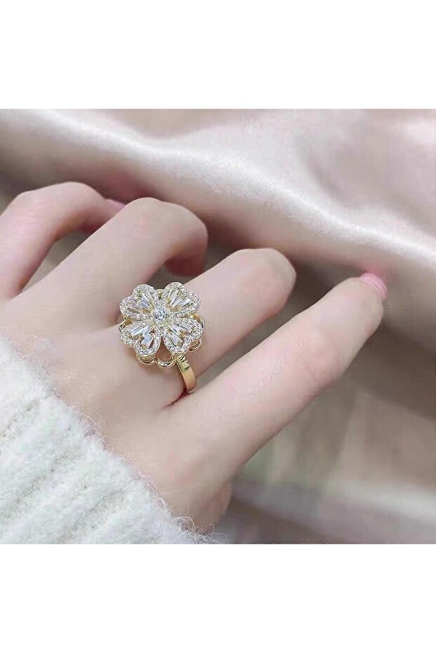 Değerli Yonca Anksiyete Yüzük (Ayarlanabilir)